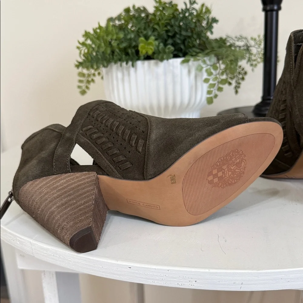 Vince camuto suede shoes